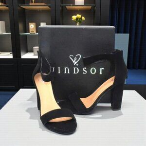 NWT Windsor Black Heeled Sandal Vegan Leather Black Chunky Heel